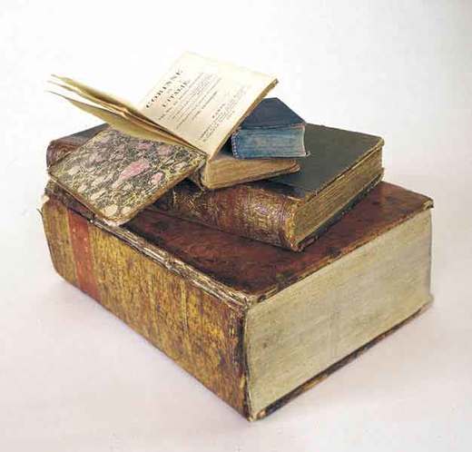 books-(b)-big